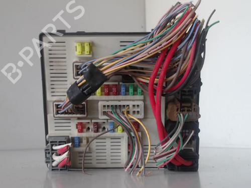 Fuse box RENAULT LAGUNA III (BT0/1) 2.0 dCi (BT01, BT08, BT09, BT0E, BT0K, BT12, BT1C, BT1D,... | BP27033241E1 