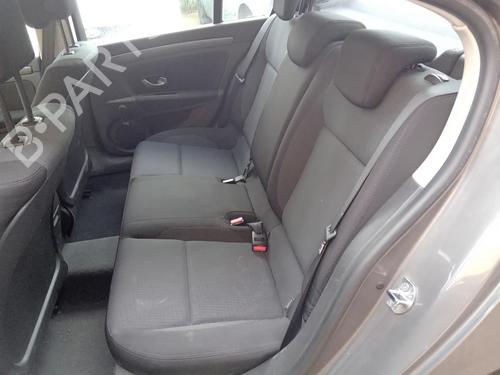 Used Seat buckle RENAULT LAGUNA III (BT0/1) 1.5 dCi (BT00, BT0A, BT0T, BT1J) (110 hp) 27028396