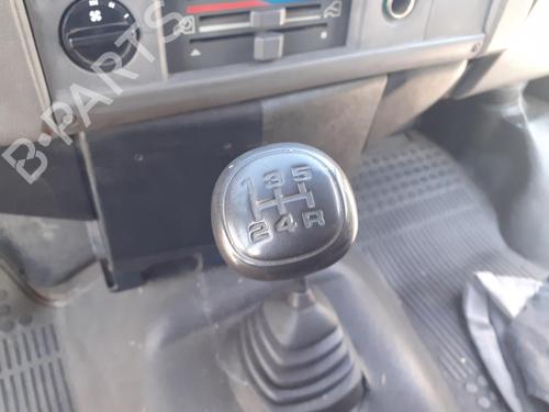 Used Gear lever FORD TRANSIT Van (T_ _) 2.5 D (TAL, TAS, TGL, TWS) (68 hp) 27378937