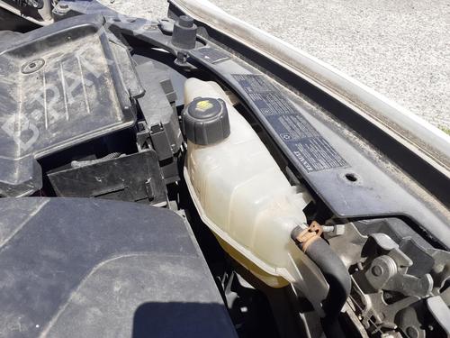 Used Expansion tank RENAULT CLIO III (BR0/1, CR0/1) 1.2 16V (BR02, BR0J, BR11, CR02, CR0J, CR11) (75 hp) 27504803
