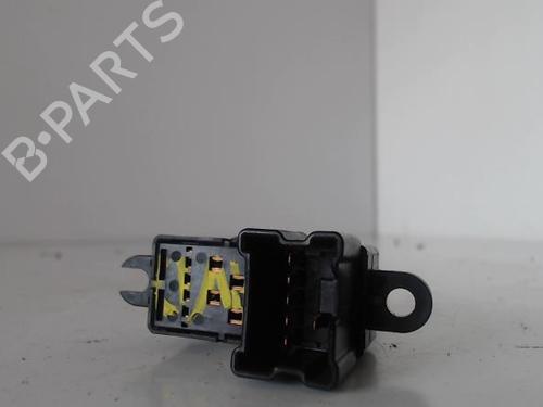 Right front window switch NISSAN QASHQAI I (J10, NJ10) 2.0 dCi | BP27028552I26 