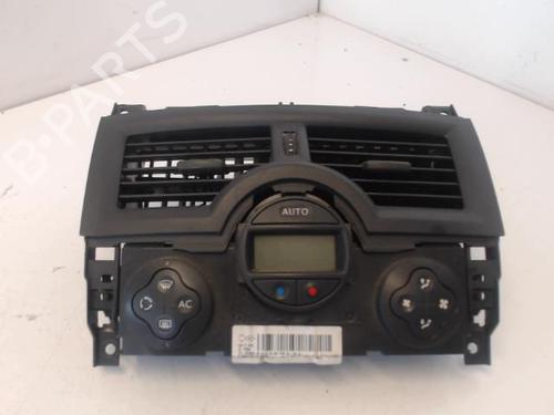 Used Climate control RENAULT MEGANE II (BM0/1_, CM0/1_) 1.5 dCi (BM1E, CM1E) (106 hp) 27027220