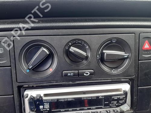 Commande Chauffage VW PASSAT B5 (3B2) 1.9 TDI (110 hp) 27639102