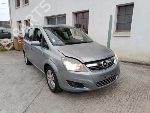Brugte OPEL ZAFIRA / ZAFIRA FAMILY B (A05) 1.7 CDTI (M75) (110 hp) 4249163