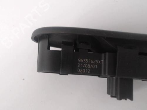 Used Right front window switch PEUGEOT 307 (3A/C) 2.0 HDi 110 (107 hp) 27030655