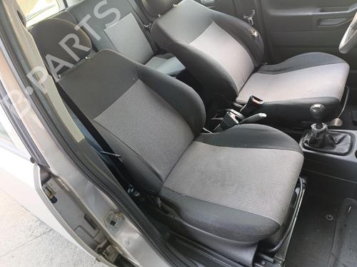 Asiento delantero derecho Asiento delantero derecho OPEL MERIVA A MPV (X03) 1.7 CDTI (E75) (100 hp) 36861878 36861878