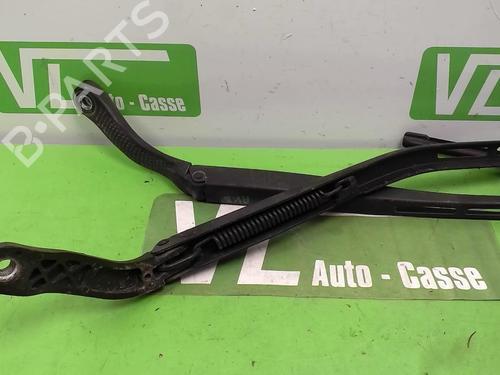 Used Front windshield wiper arm CITROËN C4 I (LC_) 1.4 16V (88 hp) 27034352