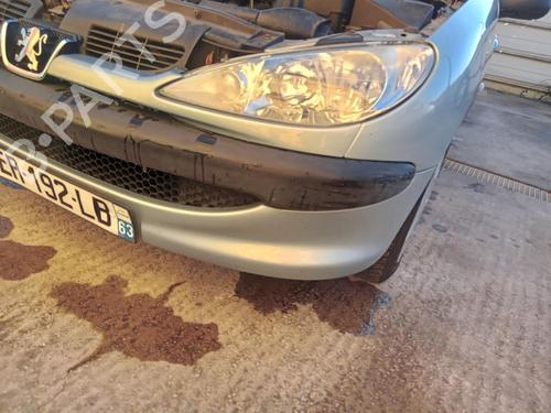 Faro izquierdo PEUGEOT 206 Hatchback (2A/C) 1.4 HDi eco 70 (68 hp) 27036102