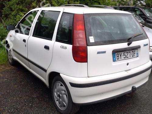 Left front indicator FIAT PUNTO (176_) 1.7 TD (176AT) | BP27031867C32 