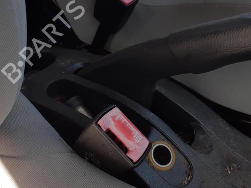 Used Seat buckle RENAULT CLIO III (BR0/1, CR0/1) 1.2 16V (BR02, BR0J, BR11, CR02, CR0J, CR11) (75 hp) 27504774