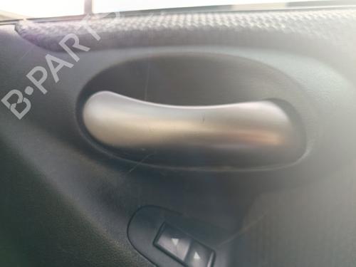 Used Front right interior door handle Front right interior door handle FIAT STILO (192_) 1.9 JTD (192_XF1A) (80 hp) 40113125 40113125