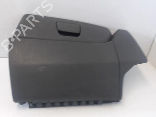 Used Glove box FIAT QUBO (225_) 1.3 D Multijet (225CXB1A, 225AXB1A, 225CXB11, 225AXB11,... (75 hp) 27030531