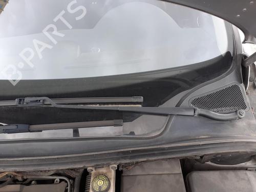 Used Front windshield wiper arm PEUGEOT 307 (3A/C) 1.6 16V (109 hp) 27584793