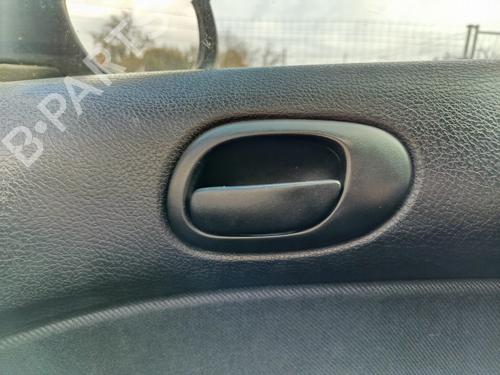 Høyre foran invendig håndtak PEUGEOT 206 Hatchback (2A/C) 1.4 HDi eco 70 (68 hp) 30464534