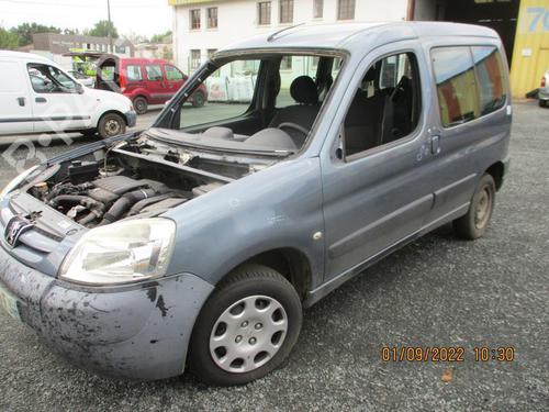 Third brake light PEUGEOT PARTNER MPV (5_, G_) 1.6 HDi 90 | BP27034111L11  - Image 7