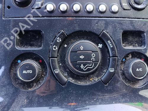Used Climate control Climate control PEUGEOT 5008 (0U_, 0E_) 1.6 HDi (110 hp) 33560273 33560273