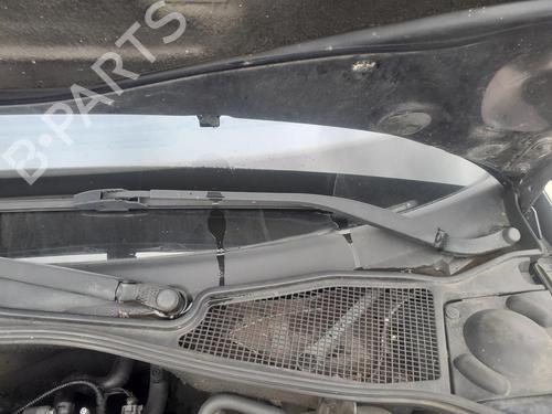 Used Front windshield wiper arm RENAULT LAGUNA II (BG0/1_) 1.9 dCi (BG1A, BG1W, BG0G) (110 hp) 27595844