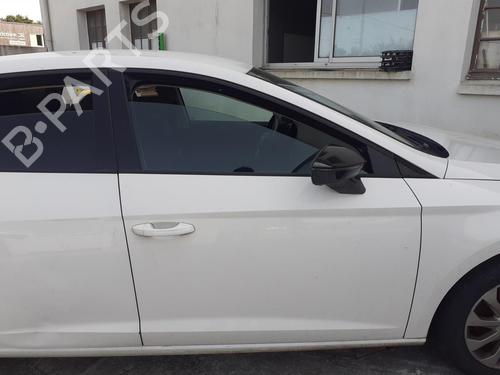 front-right-door-window-seat-leon-5f1-2012-2013-2014-2015-2016-2017-2018-2019-2020-2021-27038380 main image