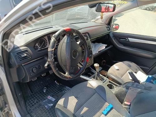Plafoniera interna Plafoniera interna MERCEDES-BENZ B-CLASS Sports Tourer (W245) B 180 CDI (245.207) (109 hp) 37035810 37035810