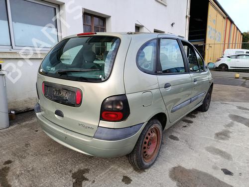 Bouton de warning RENAULT MEGANE Scenic (JA0/1_) 1.6 16V (JA0B, JA04, JA11, JA00) | BP30962642I22