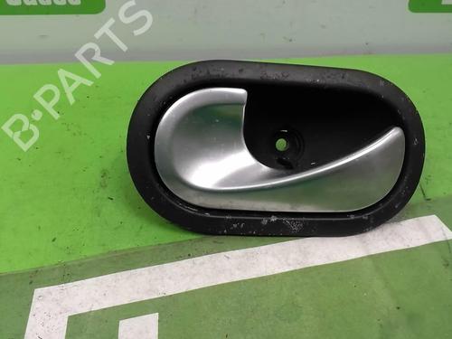 Used Front left interior door handle RENAULT GRAND SCÉNIC II (JM0/1_) 1.5 dCi (JM02, JM13) (101 hp) 27031358