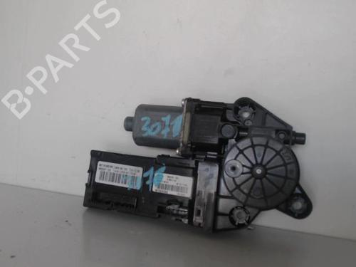 Used Left front window motor RENAULT MEGANE III Hatchback (BZ0/1_, B3_) 1.5 dCi (BZ09, BZ0D, BZ1W, BZ29, BZ14) (110 hp) 27033653