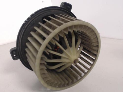 Used Heater blower motor FIAT PUNTO (176_) 60 1.2 (176AP, 176AR, 176AQ, 176BB) (60 hp) 27034597