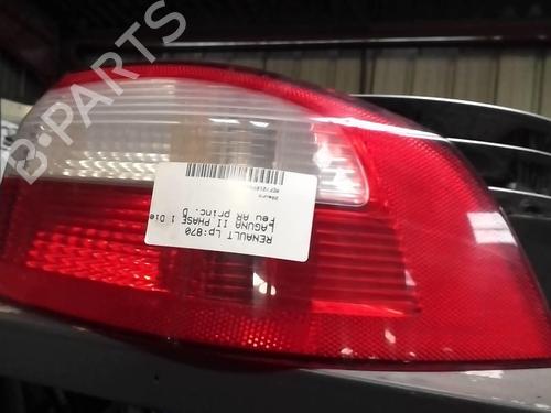 Used Right taillight RENAULT LAGUNA II (BG0/1_) 1.9 dCi (107 hp) 27032268