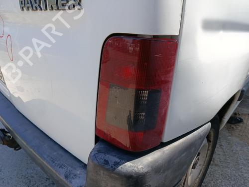 Used Right taillight Right taillight PEUGEOT PARTNER Box Body/MPV (5_, G_) 1.9 D (69 hp) 40112853 40112853