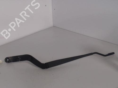 Used Front windshield wiper arm NISSAN ALMERA II Hatchback (N16) 1.5 (90 hp) 27029102