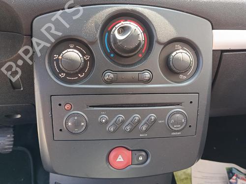 Used Climate control Climate control RENAULT CLIO III (BR0/1, CR0/1) 1.2 16V (BR02, BR0J, BR11, CR02, CR0J, CR11) (75 hp) 40112815 40112815