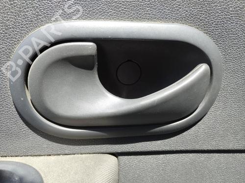 Used Front left interior door handle RENAULT CLIO III (BR0/1, CR0/1) 1.5 dCi (C/BR0G, C/BR1G) (68 hp) 27035587
