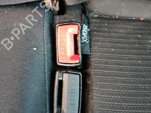 Used Seat buckle RENAULT CLIO III (BR0/1, CR0/1) 1.5 dCi (C/BR0G, C/BR1G) (68 hp) 30848986
