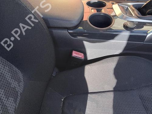 Used Seat buckle PEUGEOT 3008 I MPV (0U_) 1.6 HDi (109 hp) 27028104