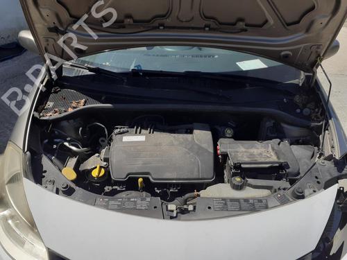 Used Front wiper motor RENAULT CLIO III (BR0/1, CR0/1) 1.2 16V (BR02, BR0J, BR11, CR02, CR0J, CR11) (75 hp) 27504799