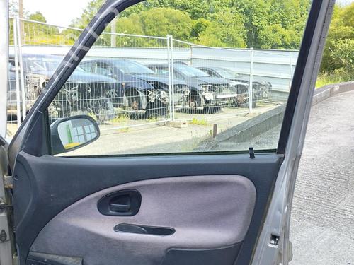 Front right lock CITROËN SAXO (S0, S1) 1.1 X, SX | BP27032906C97 