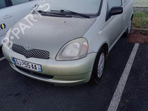 Brugte TOYOTA YARIS (_P1_) 1.4 D-4D (NLP10_, NLP10R) (75 hp) 4404561