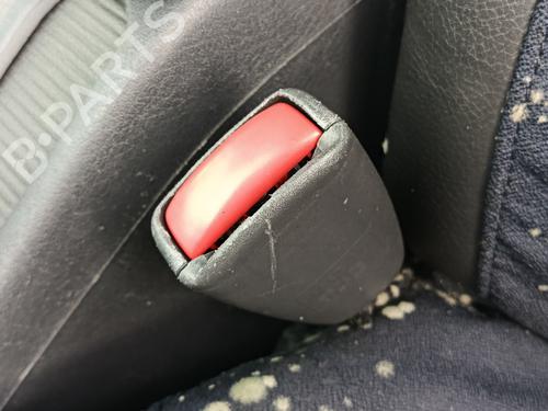 Used Seat buckle Seat buckle VOLVO V40 Estate (645) 1.9 DI (115 hp) 33198406 33198406
