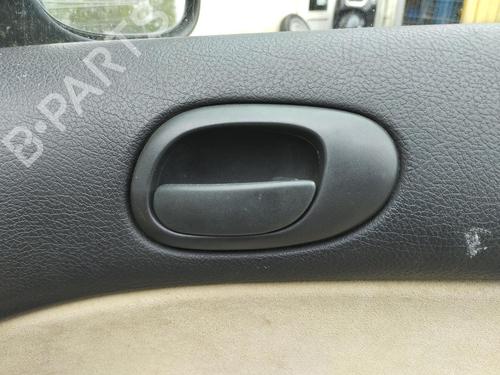 Høyre foran invendig håndtak PEUGEOT 206 Hatchback (2A/C) 1.4 i (75 hp) 27033270