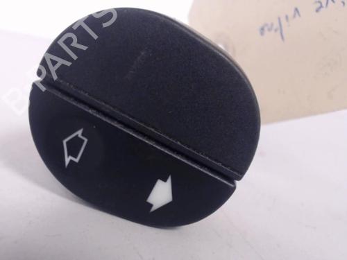 Used Right front window switch FORD FIESTA V (JH_, JD_) 1.4 TDCi (68 hp) 27034136