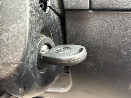 Ratlås/Tændingslås VW GOLF IV (1J1) 1.9 TDI (90 hp) 27038578