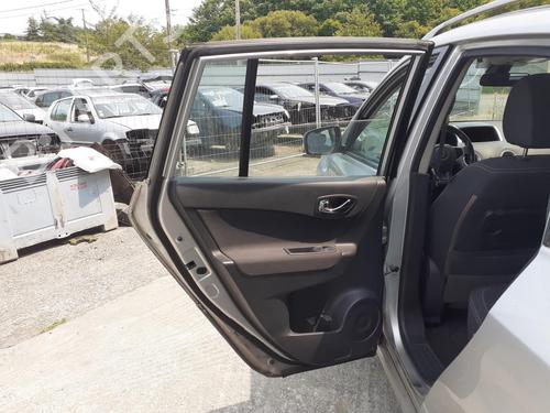 Left rear door RENAULT KOLEOS I (HY_) 2.0 dCi (HY0K) | BP27032803C4