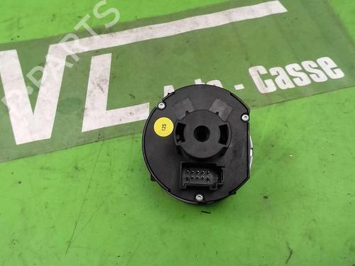 Used Headlight switch VW GOLF VI (5K1) 2.0 TDI (110 hp) 27037468