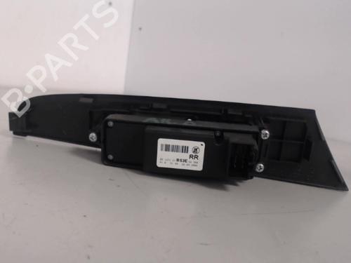 Used Right rear window switch Right rear window switch MAZDA 3 (BK) 1.6 DI Turbo (109 hp) 27034880 27034880