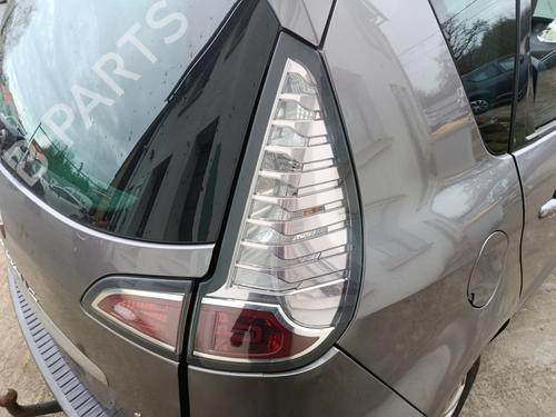 Used Right taillight Right taillight 32126462 32126462