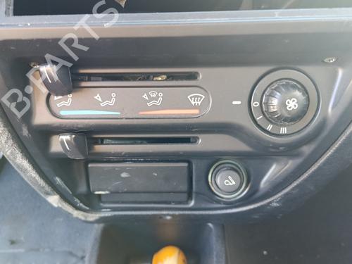 Used Climate control Climate control CITROËN SAXO (S0, S1) 1.0 X (50 hp) 32777511 32777511
