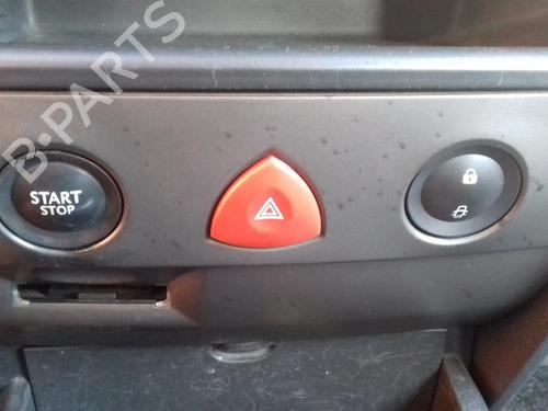 Used Warning switch RENAULT MEGANE II Estate (KM0/1_) 1.5 dCi (KM16, KM1E) (106 hp) 27036229