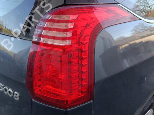 Used Right taillight Right taillight PEUGEOT 5008 (0U_, 0E_) 1.6 HDi (110 hp) 33560252 33560252