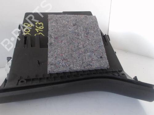 Glove box PEUGEOT 308 II (LB_, LP_, LW_, LH_, L3_) 2.0 GT BlueHDi 180 | BP27030245C95 