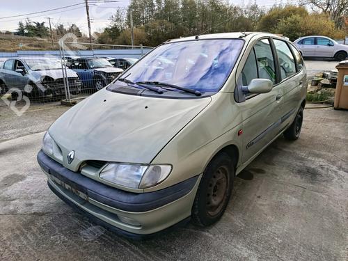 Brugte RENAULT MEGANE Scenic (JA0/1_) 1.6 16V (JA0B, JA04, JA11, JA00) (107 hp) 4361312